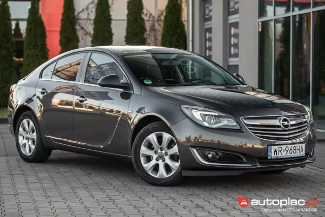 OPEL Insignia 