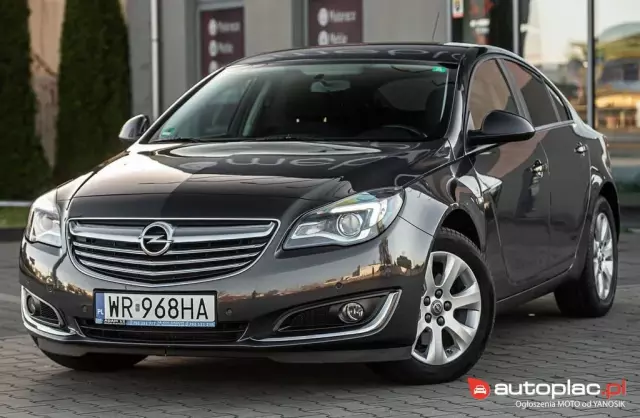 OPEL Insignia 