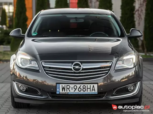 OPEL Insignia 