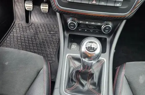 MERCEDES-BENZ Klasa A 