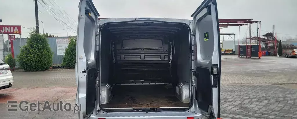 OPEL Vivaro 
