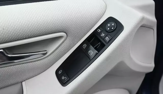 MERCEDES-BENZ Klasa B 