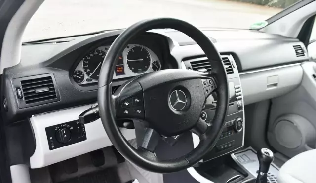 MERCEDES-BENZ Klasa B 