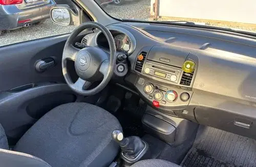 NISSAN Micra 