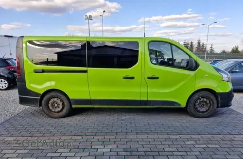 RENAULT Trafic 