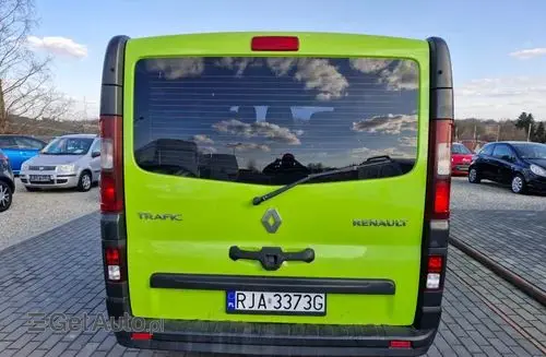 RENAULT Trafic 
