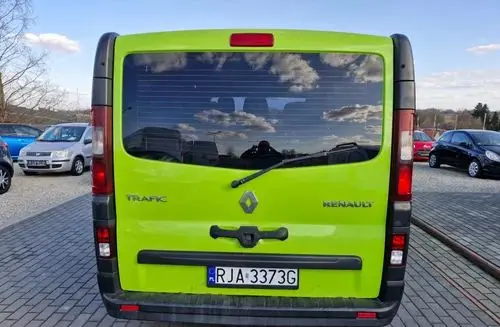 RENAULT Trafic 