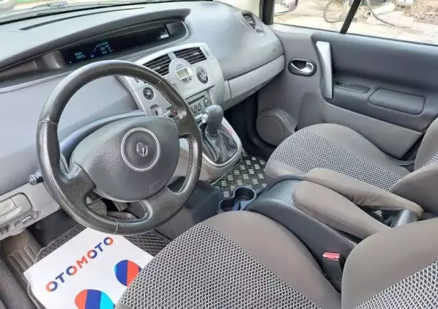 RENAULT Scenic 2.0 16V Emotion