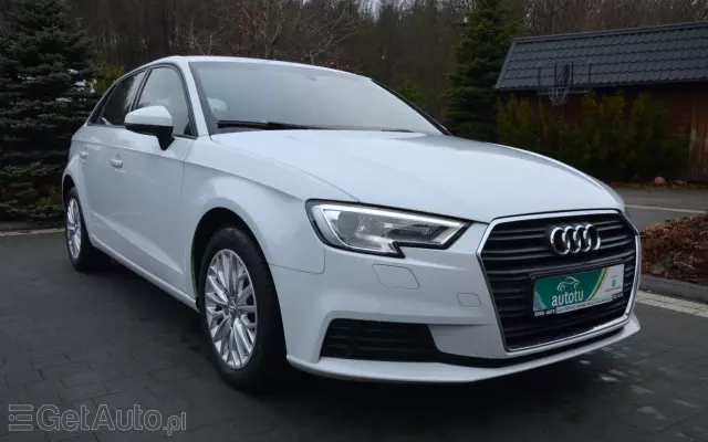 AUDI A3 1.6 TDI Sportback S tronic