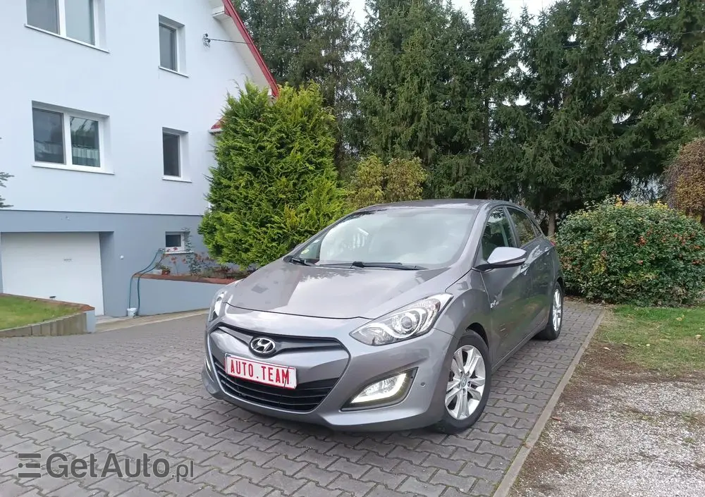 HYUNDAI I30 1.6 CRDi Premium