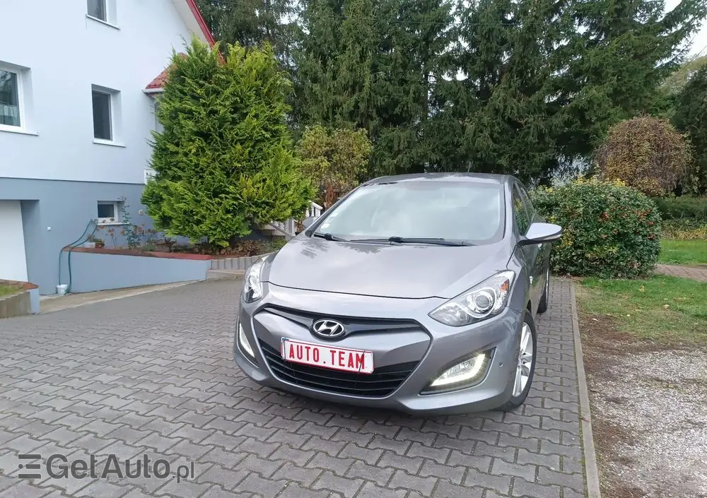 HYUNDAI I30 1.6 CRDi Premium