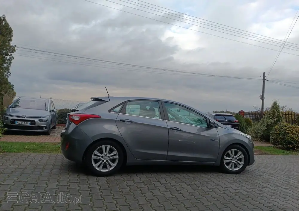 HYUNDAI I30 1.6 CRDi Premium