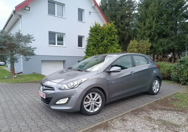 HYUNDAI I30 1.6 CRDi Premium