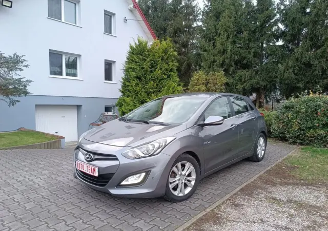 HYUNDAI I30 1.6 CRDi Premium