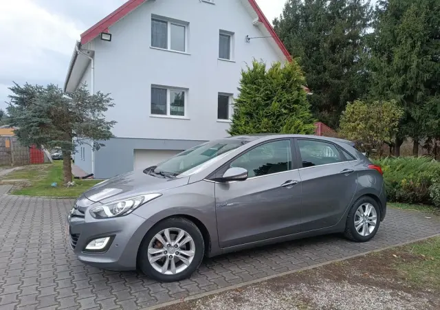 HYUNDAI I30 1.6 CRDi Premium