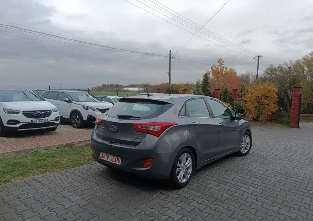 HYUNDAI I30 1.6 CRDi Premium