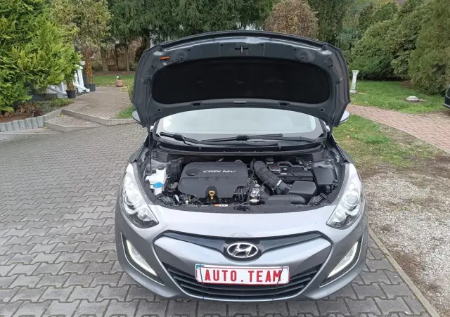 HYUNDAI I30 1.6 CRDi Premium