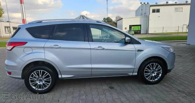 FORD Kuga Titanium 4WD
