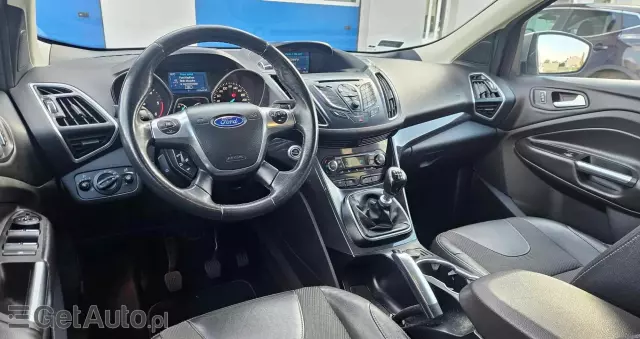 FORD Kuga Titanium 4WD