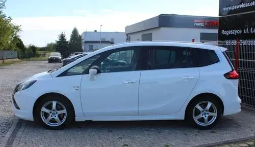 OPEL Zafira 