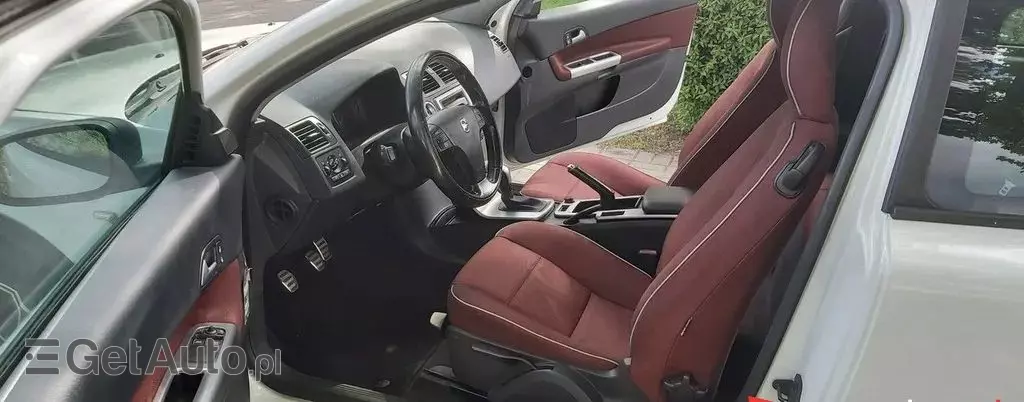 VOLVO C30 