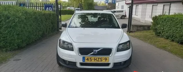 VOLVO C30 