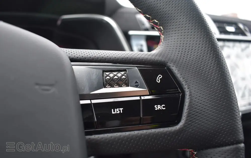 DS AUTOMOBILES DS 7 1.5 BlueHDi Performance Line +