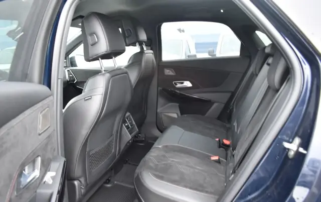 DS AUTOMOBILES DS 7 1.5 BlueHDi Performance Line +