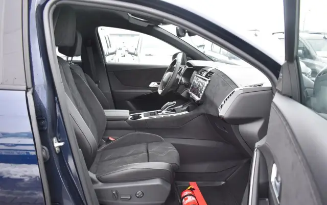 DS AUTOMOBILES DS 7 1.5 BlueHDi Performance Line +