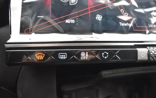 DS AUTOMOBILES DS 7 1.5 BlueHDi Performance Line +