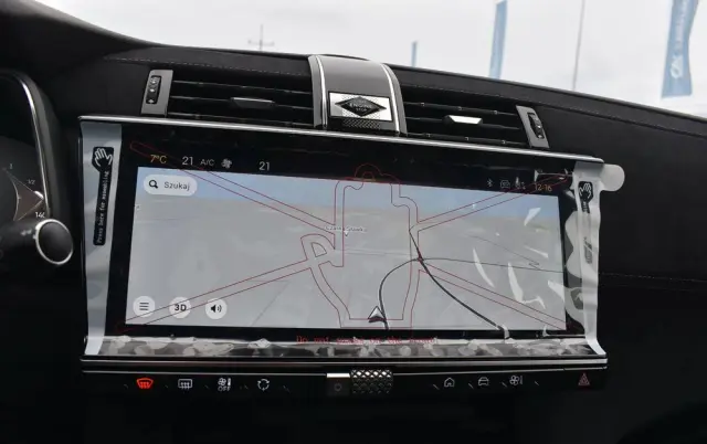 DS AUTOMOBILES DS 7 1.5 BlueHDi Performance Line +