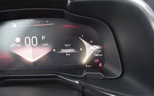 DS AUTOMOBILES DS 7 1.5 BlueHDi Performance Line +