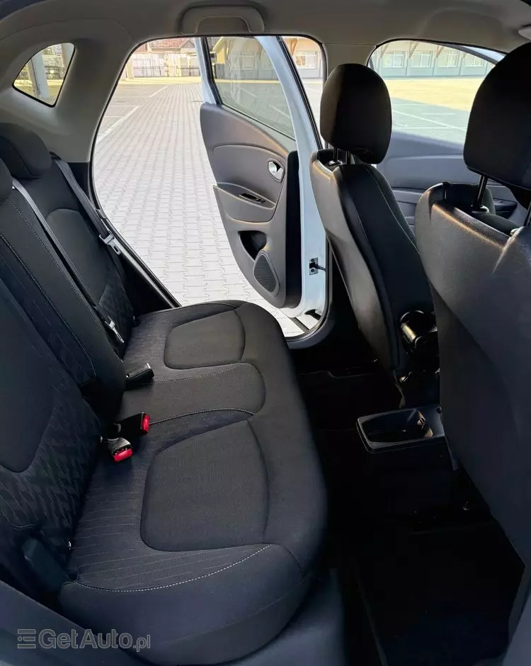 RENAULT Captur 1.5 dCi Intens EDC