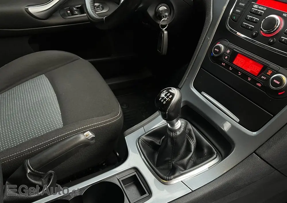 FORD Mondeo 1.6 Eco Boost Start-Stopp Titanium X