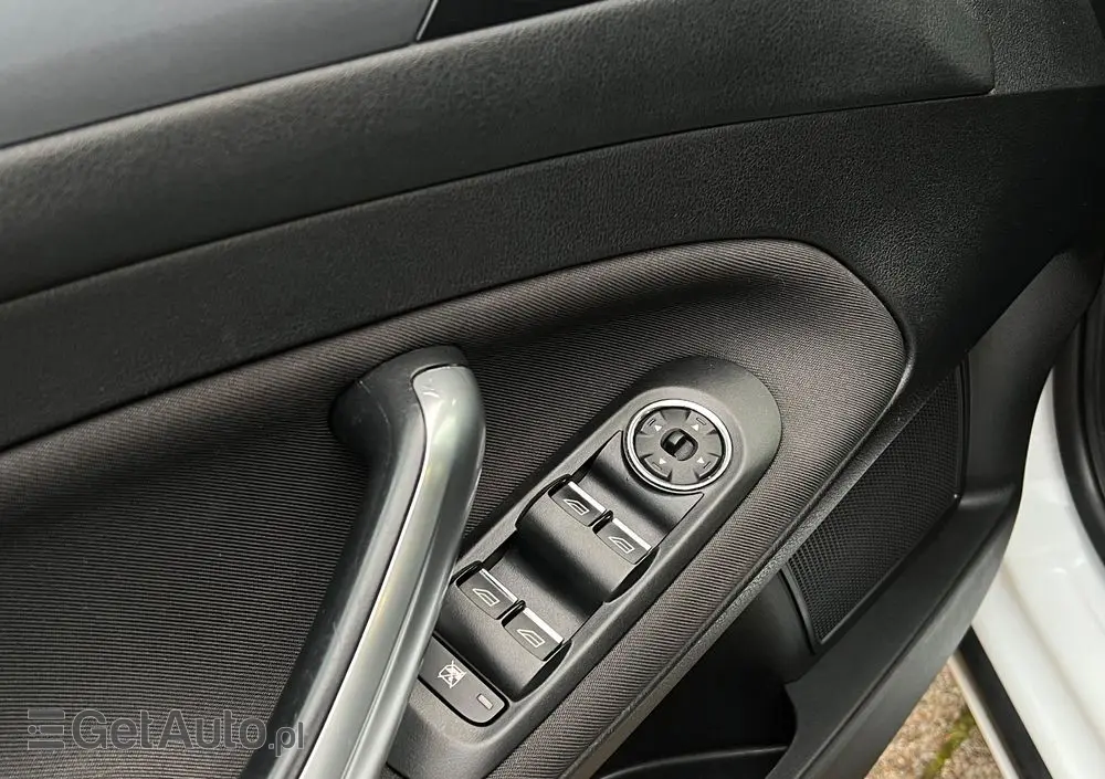 FORD Mondeo 1.6 Eco Boost Start-Stopp Titanium X