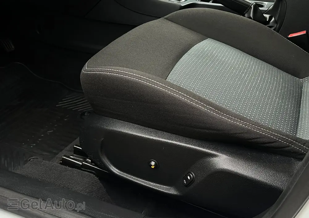 FORD Mondeo 1.6 Eco Boost Start-Stopp Titanium X