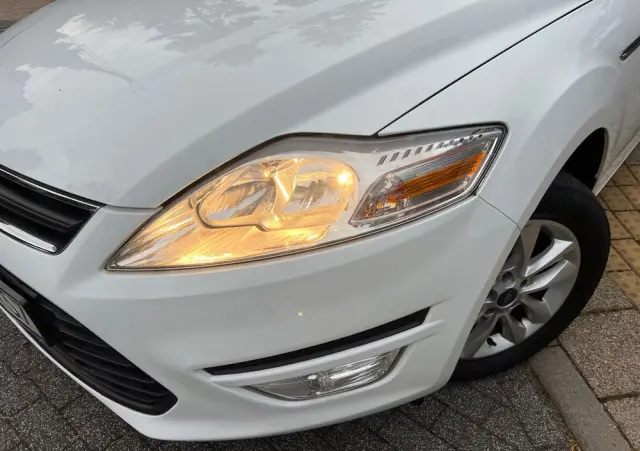 FORD Mondeo 1.6 Eco Boost Start-Stopp Titanium X