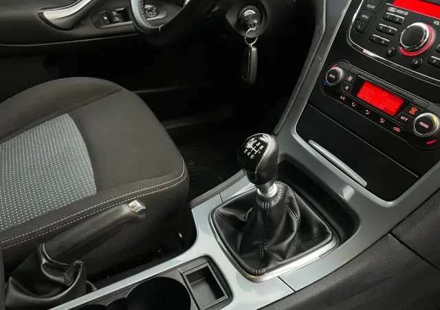 FORD Mondeo 1.6 Eco Boost Start-Stopp Titanium X