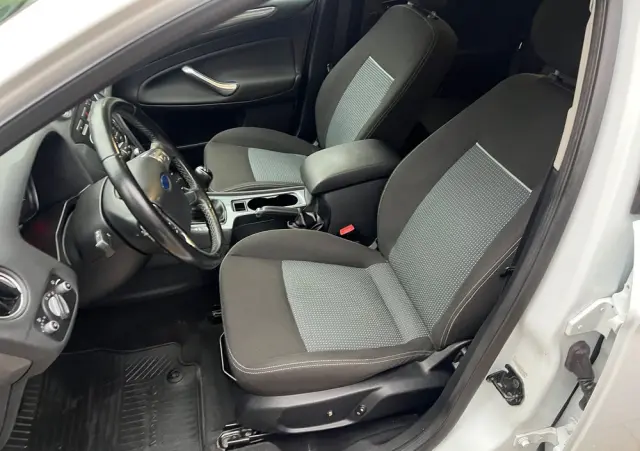 FORD Mondeo 1.6 Eco Boost Start-Stopp Titanium X