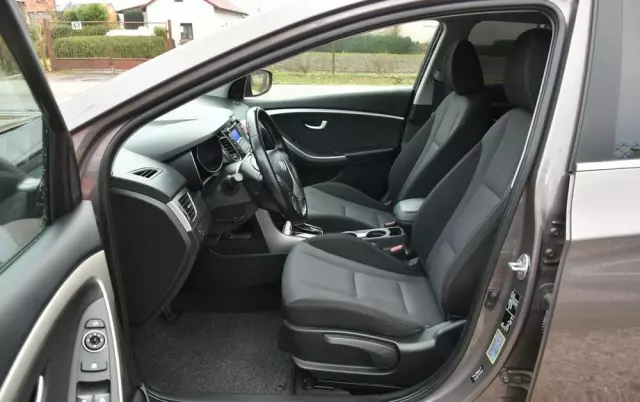 HYUNDAI I30 1.6 CRDI Automatik Style