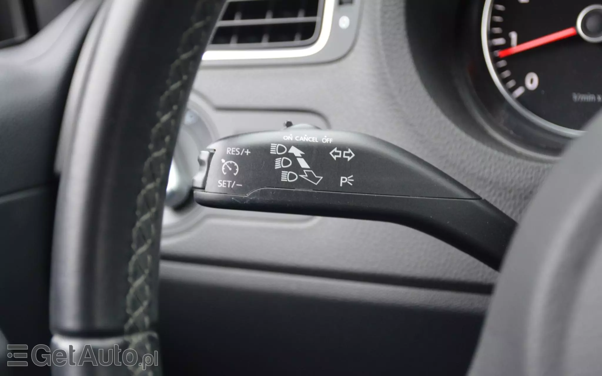 VOLKSWAGEN Polo 1.2 TSI Blue Motion Technology Life