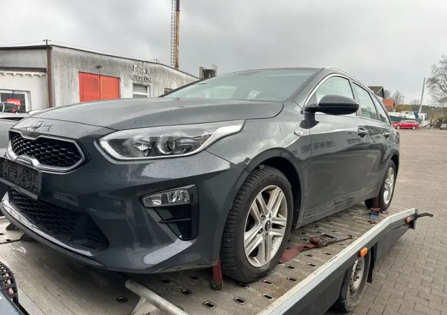 KIA Ceed 1.4 T-GDI DCT OPF Spirit