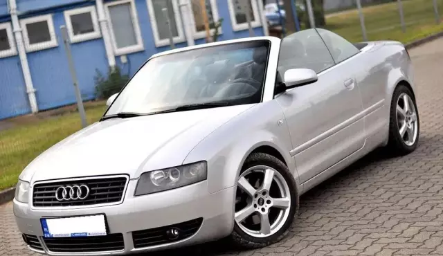 AUDI A4 
