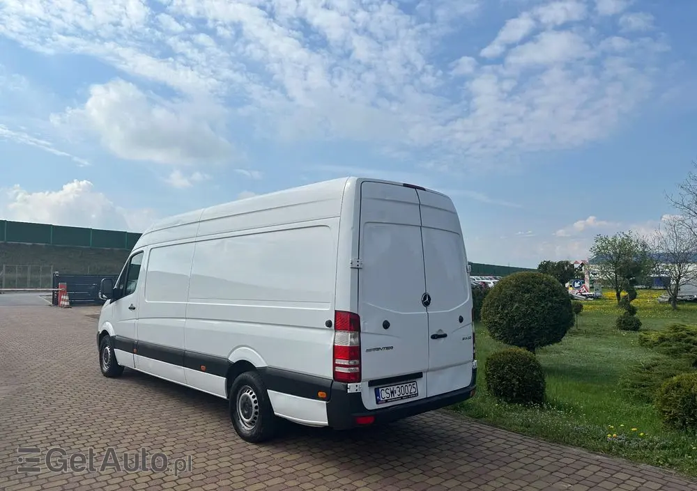 MERCEDES-BENZ SPRINTER 
