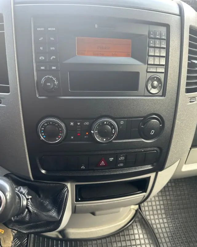 MERCEDES-BENZ SPRINTER 