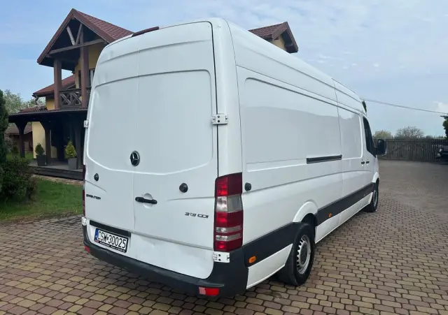 MERCEDES-BENZ SPRINTER 