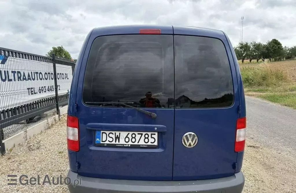 VOLKSWAGEN Caddy 