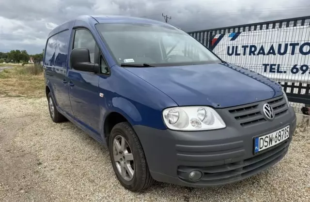 VOLKSWAGEN Caddy 