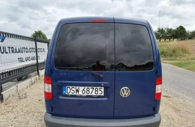 VOLKSWAGEN Caddy 