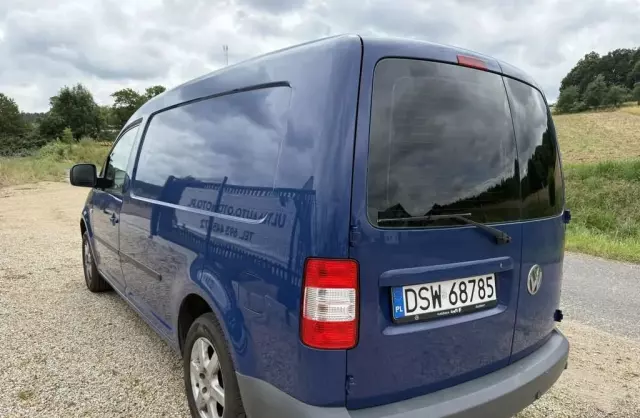 VOLKSWAGEN Caddy 